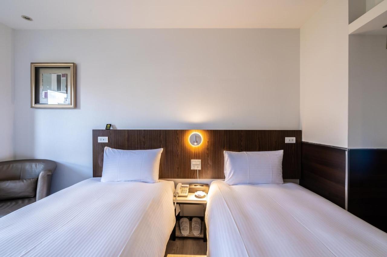 Hub Hotel - Songshan Airport Branch تايبيه المظهر الخارجي الصورة
