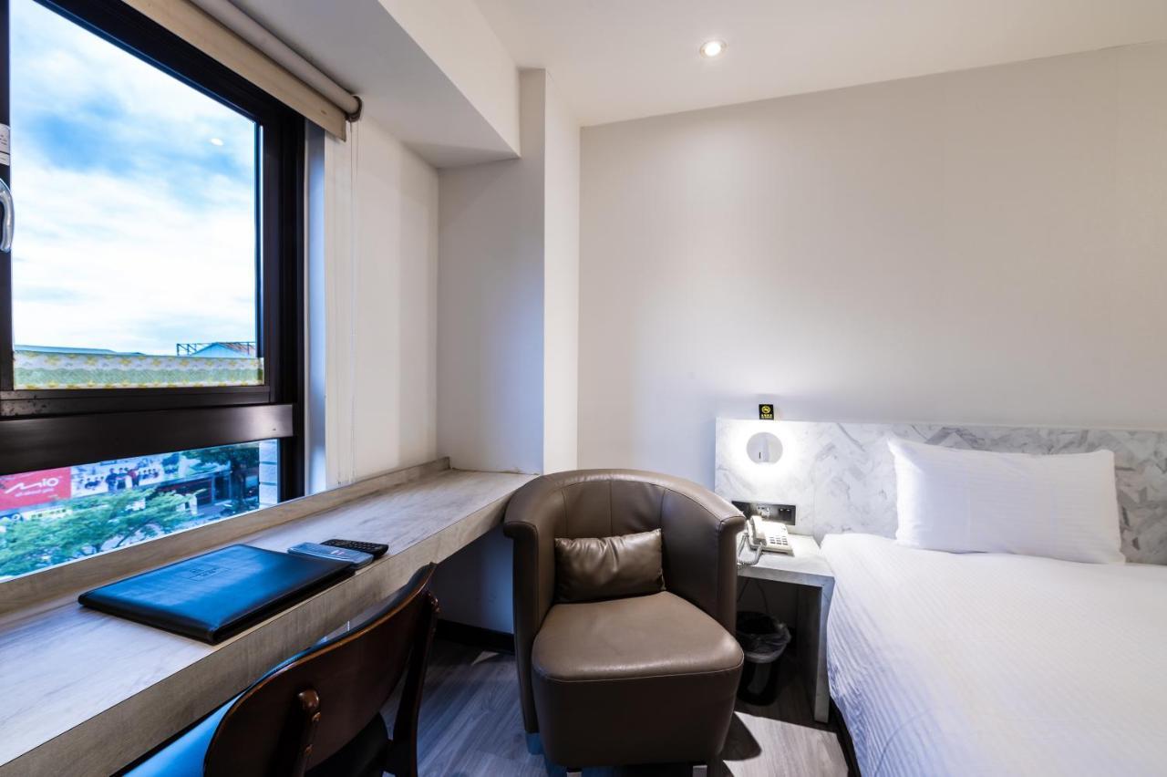Hub Hotel - Songshan Airport Branch تايبيه المظهر الخارجي الصورة