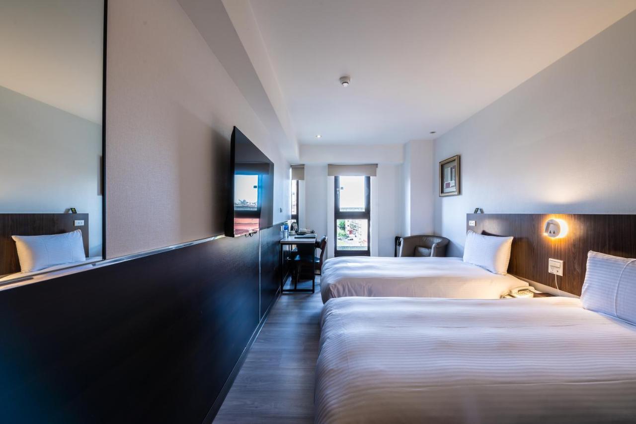 Hub Hotel - Songshan Airport Branch تايبيه المظهر الخارجي الصورة