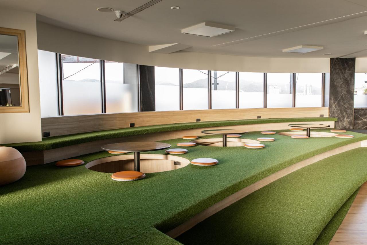 Hub Hotel - Songshan Airport Branch تايبيه المظهر الخارجي الصورة