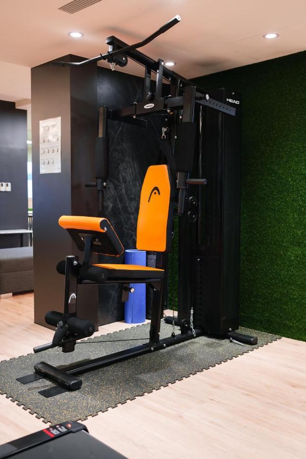 Hub Hotel - Songshan Airport Branch تايبيه المظهر الخارجي الصورة