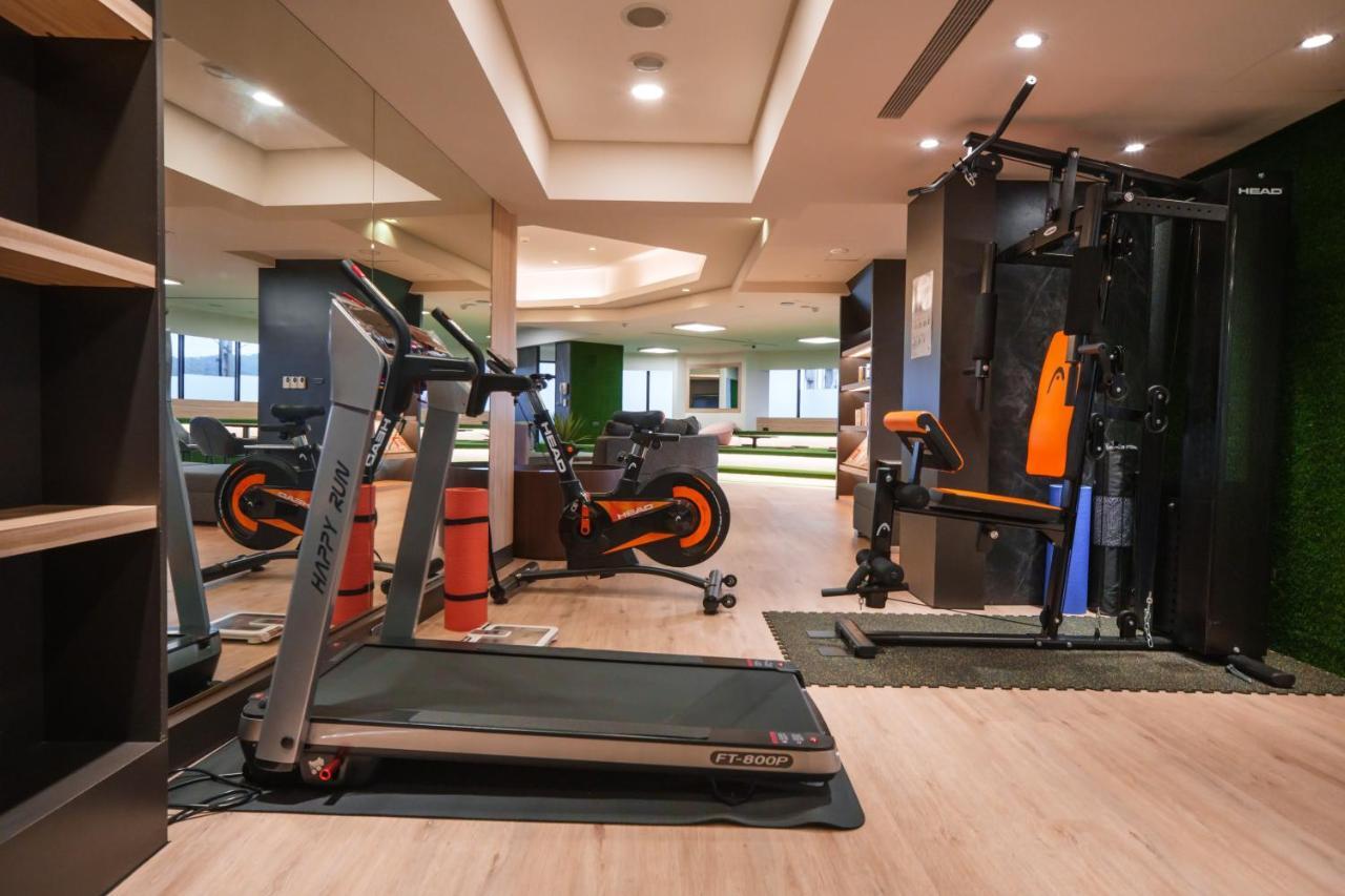 Hub Hotel - Songshan Airport Branch تايبيه المظهر الخارجي الصورة
